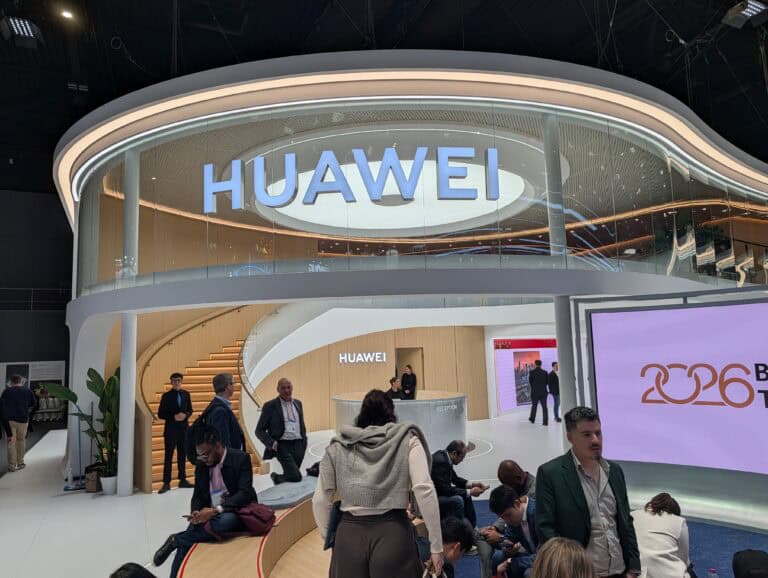 Huawei onthult Atlas 950 SuperPoD voor AI-infrastructuur