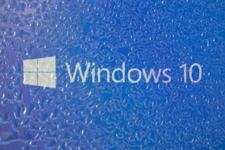 Microsoft knijpt Windows 10-gebruik verder af, 11 groeit door